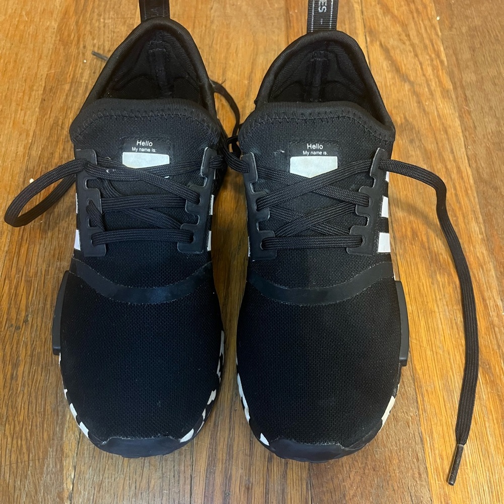 Like new KIDS size 1 ADIDAS